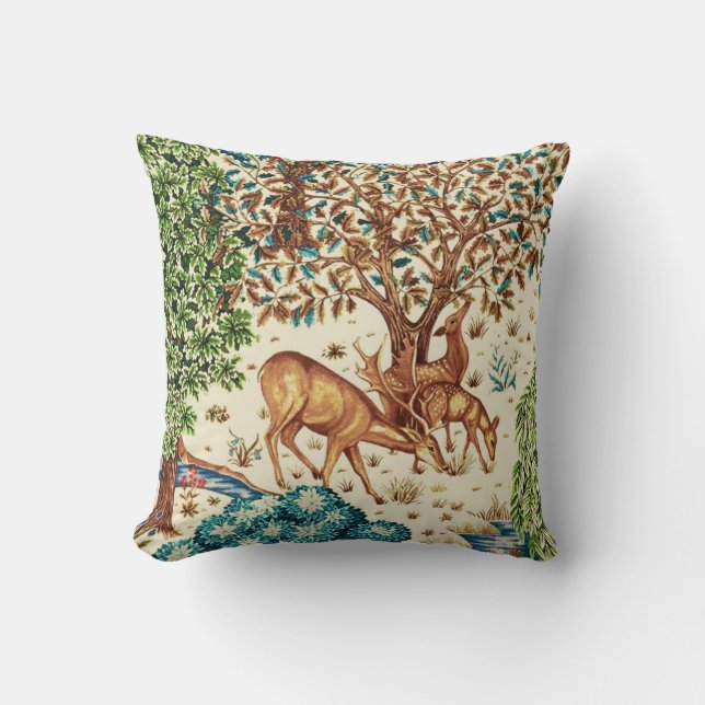 Coussin William Morris Deer par une tapisserie de Brook be (Recto)