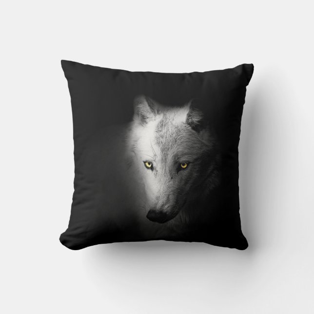 Coussin Wolf, portrait animal sur arrière - plan noir, (Recto)