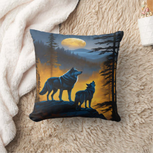 Coussin Wolves Howl à la Pleine lune en forêt