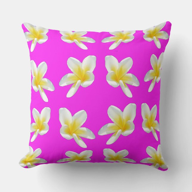 Coussin Yellow Frangipani Flowers On Rose Backgrrond (Recto)