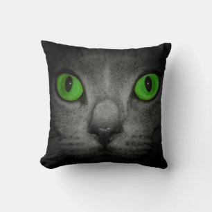 Coussin Yeux de chat de deux côtés différents  -