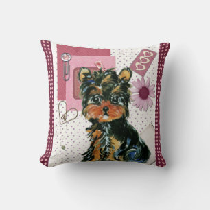 COUSSIN YORKIE DE LA SAINT-VALENTIN