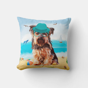Coussin Yorkshire Terrier Dog sur la plage