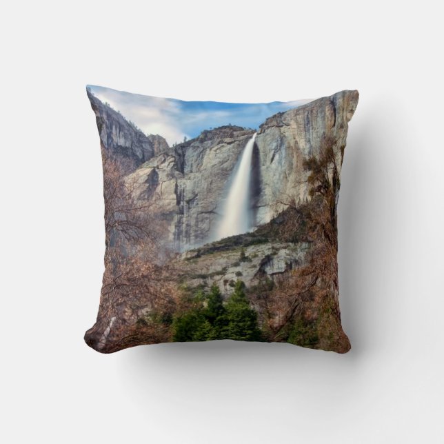 Coussin Yosemite Falls (Recto)