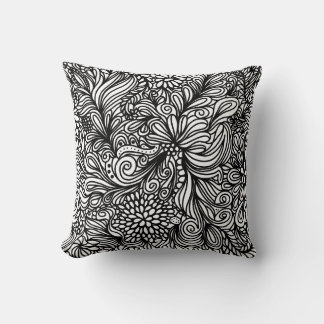 Coussin Zentangle flower and paisley doodle design