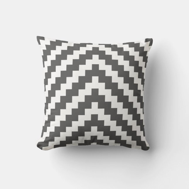 Coussin Zigzag aztèque dans le charbon de bois et le blanc (Recto)