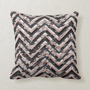 Coussin Zigzag rose de Chevron d'or de marbre noir et