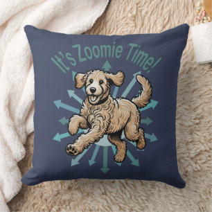 Coussin Zoomie Time Golden Doodle