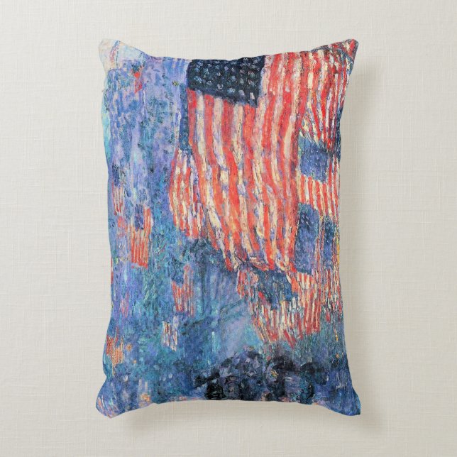 Coussins Décoratifs Avenue dans la pluie par Frederick Childe Hassam (Devant(Vertical))