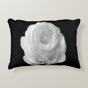 Coussins Décoratifs blanc-rose-sur-le-noir-arrière - plan