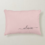 Coussins Décoratifs Blush Dusty rose moderne Script Girl Monogramme No<br><div class="desc">Blush Dusty Pink Script Monogramme Nom et Coussin initial. La coussin fait le cadeau parfait pour 16 ans,  mariage,  douche nuptiale,  baby shower ou bachelorette pour quelqu'un décorant sa chambre en or rose.</div>