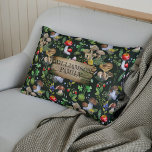 Coussins Décoratifs Bois Aquarelle Champignons Plantes verts Nom<br><div class="desc">Conception de texte personnalisable avec une aquarelle motif de nature verte sereine avec champignons colorés,  baies et plantes de forêt. Le motif travaillerait bien pour les saisons d'automne et d'hiver,  ainsi que toute l'année.</div>