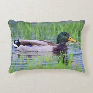 Coussins Décoratifs Canard masculin de canard flottant sur l'eau