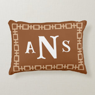 Coussins Décoratifs Châtaigner Brown et Carré de champignon grec Monog