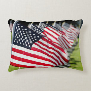 Coussins Décoratifs Cimetière militaire historique avec drapeaux améri