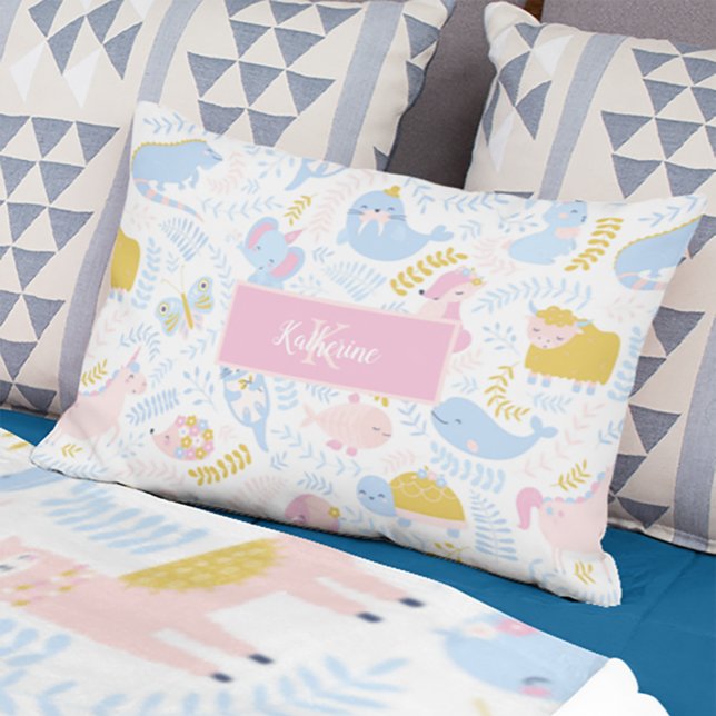 Coussins Décoratifs Cute Pastel Zoo Animal Monogrammed Girl Rose (Créateur téléchargé)