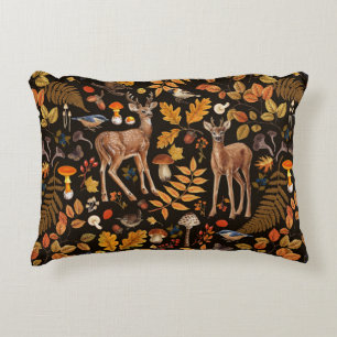 Coussins Décoratifs Dans les bois / Cerf d'automne sur noir