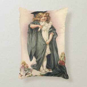 Coussins Décoratifs Diplômée Vintage, Fille portant une toque et une t