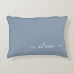Coussins Décoratifs Dusty Blue minimaliste moderne Monogramme élégant<br><div class="desc">Découvrez notre Dusty Blue Minimalist Modern Monogram Elegant Collection : Elevez votre style avec une sophistication sobre et un charme intemporel. Notre collection présente des motifs minimalistes dans une teinte bleu roux apaisante, rehaussée d'élégants monogrammes adaptés à votre goût personnel. De la papeterie raffinée aux accessoires polyvalents, chaque pièce de...</div>