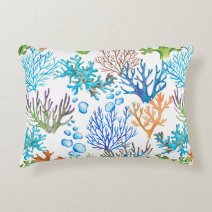 Coussins Décoratifs Eau dessinée à la main motif marin avec coraux.