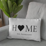 Coussins Décoratifs Famille familiale minimaliste moderne Cadeau perso<br><div class="desc">Bienvenue à notre collection de la famille minimale moderne sur Zazzle - la destination idéale pour les cadeaux personnalisés qui élèvent votre maison et célèbrent les liens familiaux. Notre sélection soignée de produits allie harmonieusement design contemporain et chaleur familiale, créant une touche unique et élégante pour vos espaces de vie....</div>