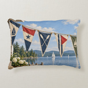 Coussins Décoratifs Fanions de voile vintage sur un lac