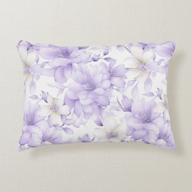 Coussins Décoratifs Fleurs violettes délicates à l'aquarelle  (Devant)