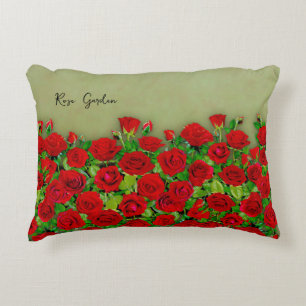 Coussins Décoratifs Jardin de roses rouges vibrant motif floral