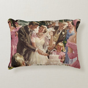 Coussins Décoratifs Jeunes mariés de mariage vintage coupent le gâteau