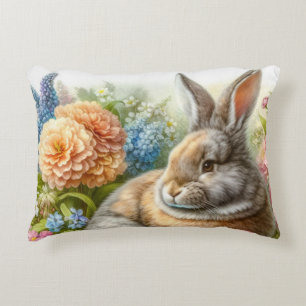 Coussins Décoratifs Lapin vintage dans un jardin fleuri floral