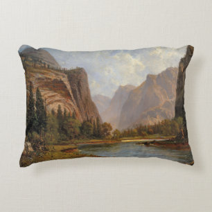 Coussins Décoratifs Les portes de Yosemite par Albert Bierstadt