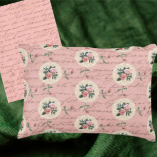 Coussins Décoratifs Lettres anciennes Roses Vintages sur dentelles