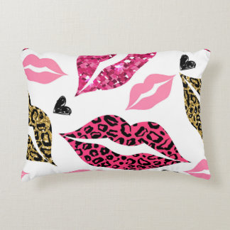 Coussins Décoratifs Lèvres scintillantes : Motif de mode Leopard