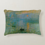 Coussins Décoratifs Monet Impression Sunrise Art<br><div class="desc">Monet "Impression, lever du soleil", ou "Impression soleil levant" est l'image sur ce coussin. Le célèbre artiste français Claude Monet peint ce tableau du soleil vu par la brume au port du Havre au printemps 1872. Le nom de cette peinture est crédité d'avoir nommé le mouvement impressionniste dans l'art. Maintenant...</div>