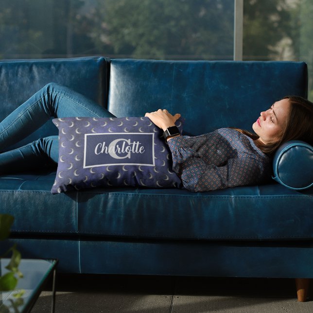 Coussins Décoratifs Monogramme Crescent Moon bleu céleste sur mesure (Crescent Moon Blue Celestial Custom Monogram Accent Pillow
)