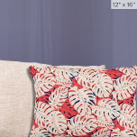 Coussins Décoratifs Motif moderne de Monstera Tropical<br><div class="desc">Élevez votre décor de chambre avec notre Motif moderne Monstera Tropical Accent Coussin en Marine et Corail. Cet élégant oreiller coussin de haute qualité allie des couleurs paisibles et le charme dynamique des feuilles monstères. C'est l'ajout parfait à votre chambre à thème côtier, salon, maison de plage, ou toute personne...</div>