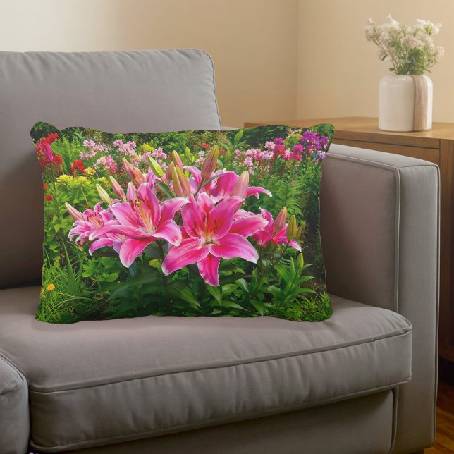 Coussins Décoratifs Oreiller accentué de lys roses (Accent pillow with pink lilies)