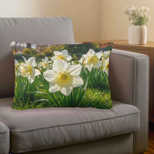 Coussins Décoratifs Oreiller accentuel de jonquilles blanches (Accent pillow with white daffodils)