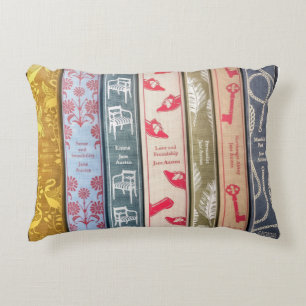 Coussins Décoratifs Papier peint de la maison de Jane Austen et livres