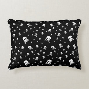 Coussins Décoratifs Petits crânes de pirates blancs sur fond noir
