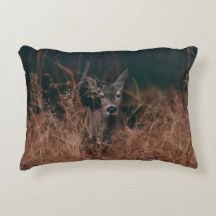 COUSSINS DÉCORATIFS PHOTOGRAPHIE DE VIE SAUVAGE DE GRAY DEER ENTOURÉ