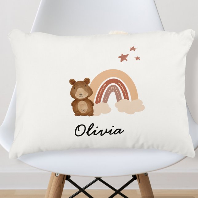 Coussins Décoratifs pillow featuring a custom bear design (Créateur téléchargé)