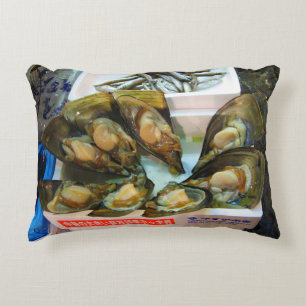 Coussins Décoratifs Poissons de moules géantes Tsukiji, Tokyo, Japon