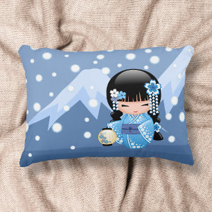 Coussins Décoratifs Poupée Kokeshi d'Hiver - Geisha Fille de la Montag