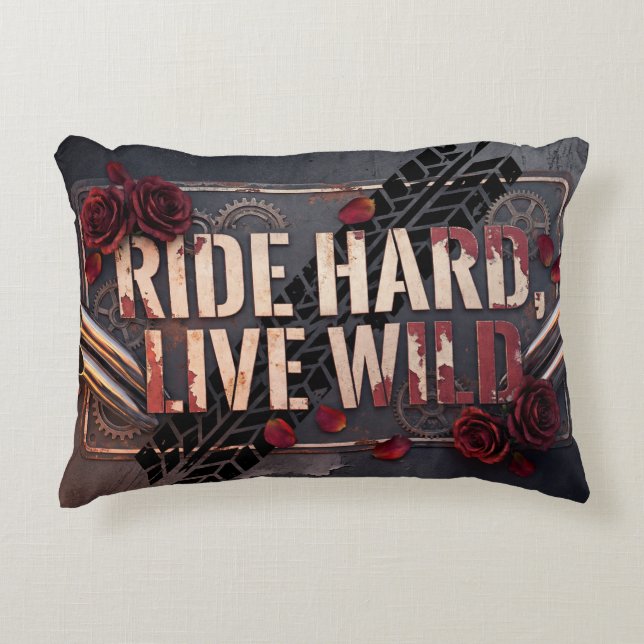 Coussins Décoratifs ride hard, live wild (Devant)