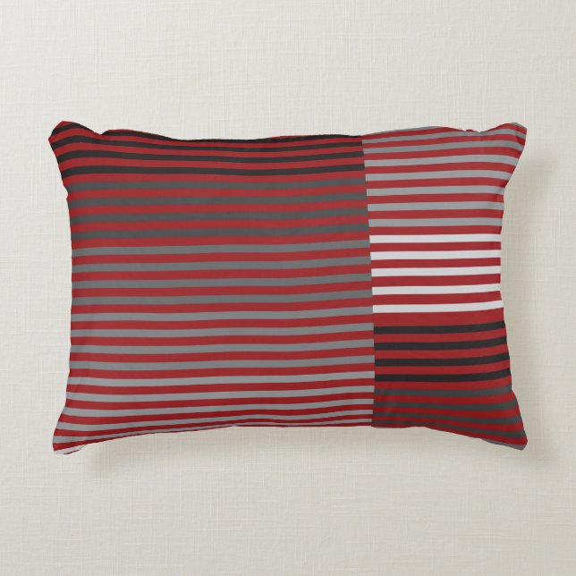 Coussins Décoratifs Rouges, Gris, Noirs, Rayures Blanches (Devant)