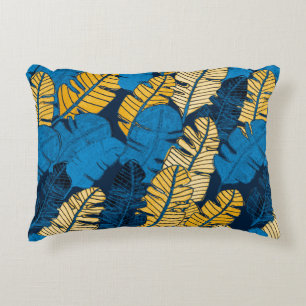 Coussins Décoratifs Seamless pattern with hand drawn tropical leaves.
