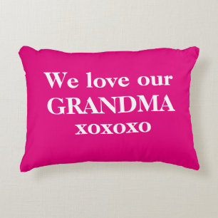Coussins Décoratifs Simple Hot Pink & White 'We love our Grandma'