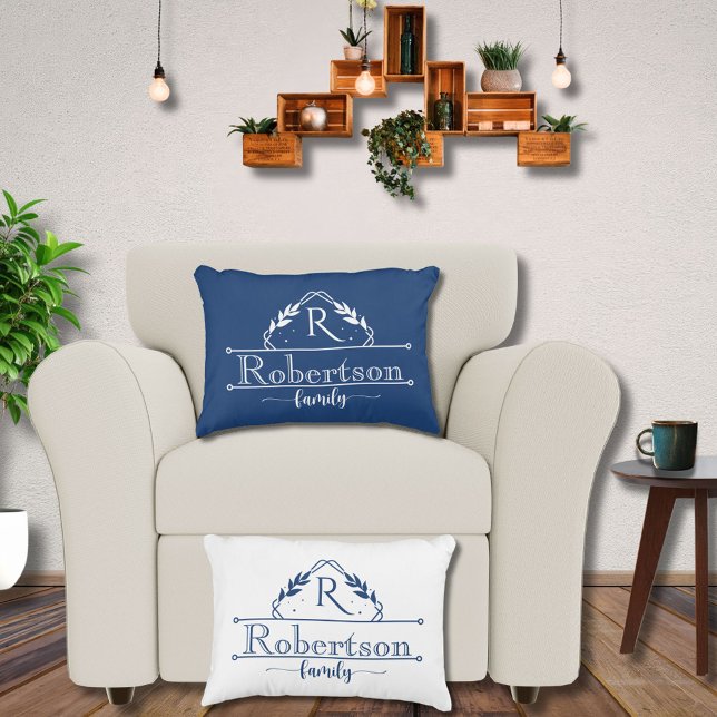 Coussins Décoratifs Split Monogram Family Name Midnight Blue Frame (Créateur téléchargé)