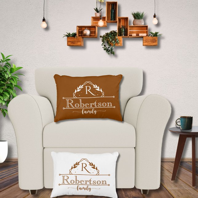 Coussins Décoratifs Split Monogram Family Name Terracotta Frame (Créateur téléchargé)